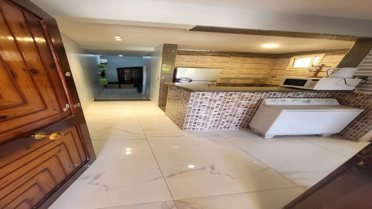 شاليه_بالساحل الشمالي_مارينا 5 غرفتين