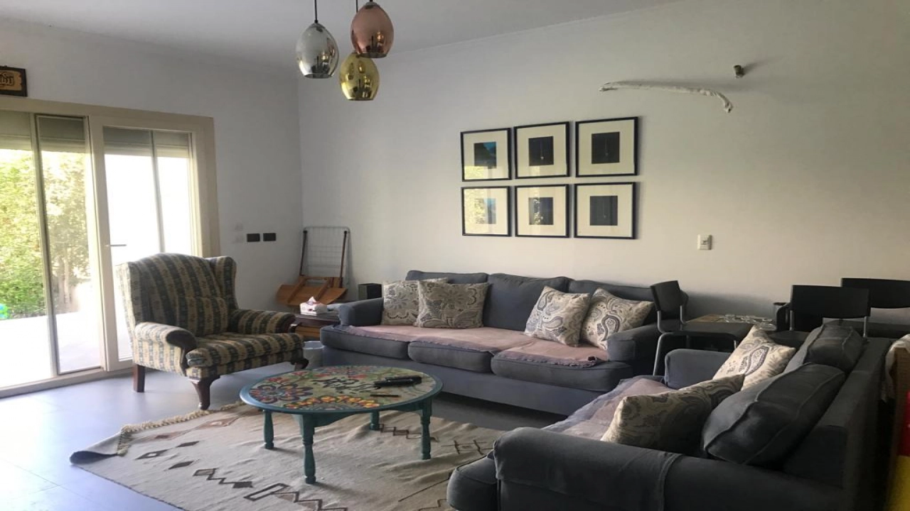 جنيور شاليه للاايجار ب هاسيندا باي 3غرف