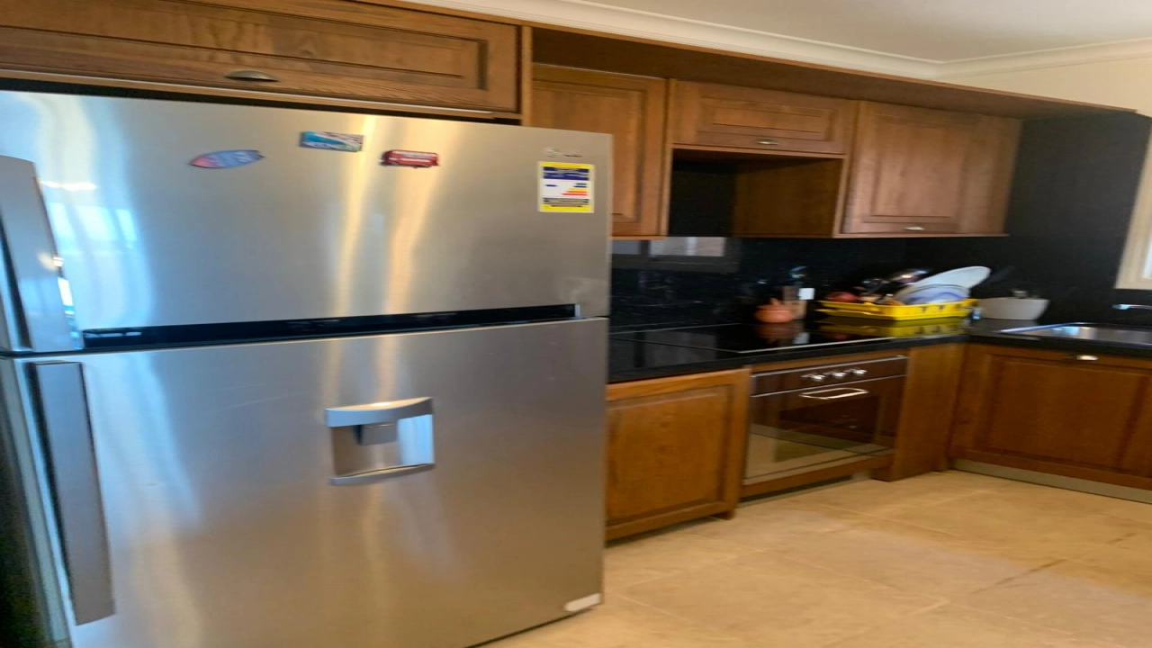 فيلا للبيع _ب سيدي عبد الرحمن(تلال)