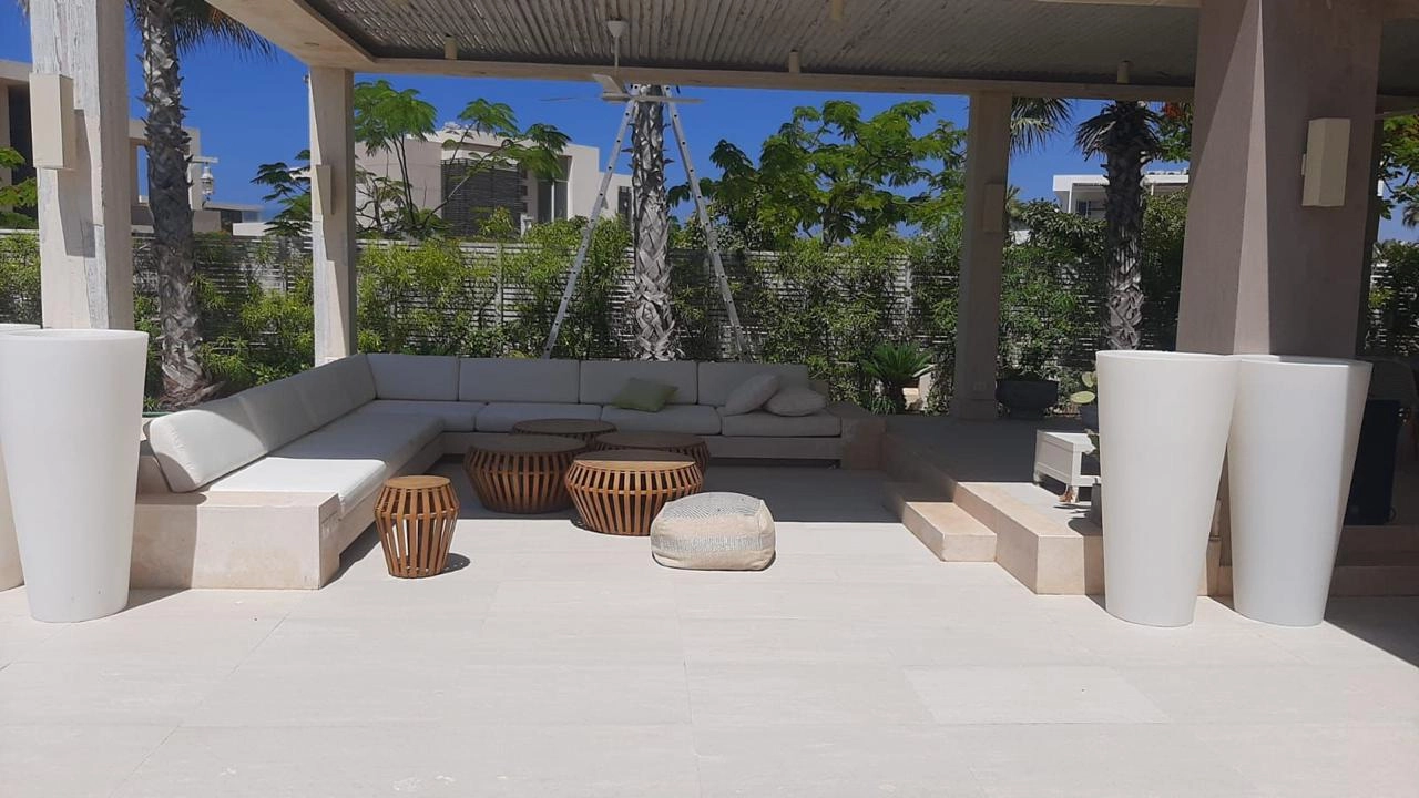 فيلا للإيجار في الساحل الشمالي قريه هاسيندا باي 5 غرف