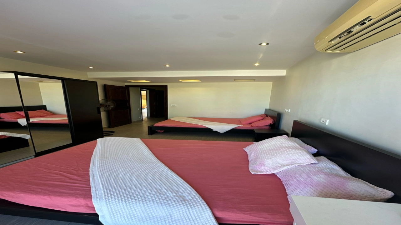 فيلا للايجار_بمارينا 5(6غرف)