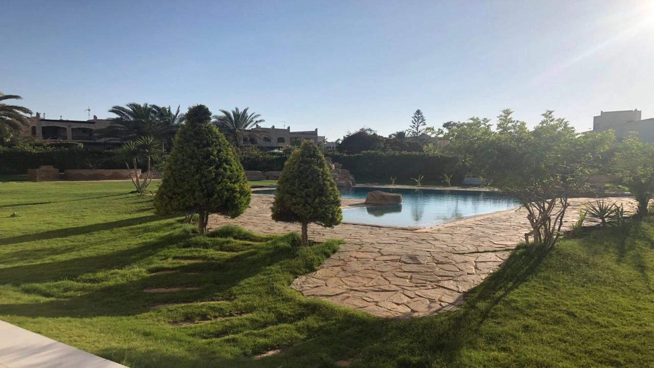 فيلا للبيع بمارينا 1 (6غرف)