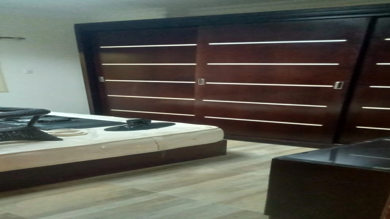 دوبليكس  دورين  مفروشين  بالكامل في التجمع