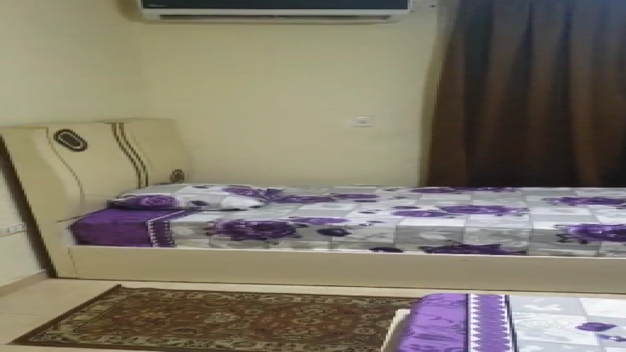 شقة  مفروشة للبيع مكونة من 3 غرف نوم و 2 حمام وصاله ومطبخ