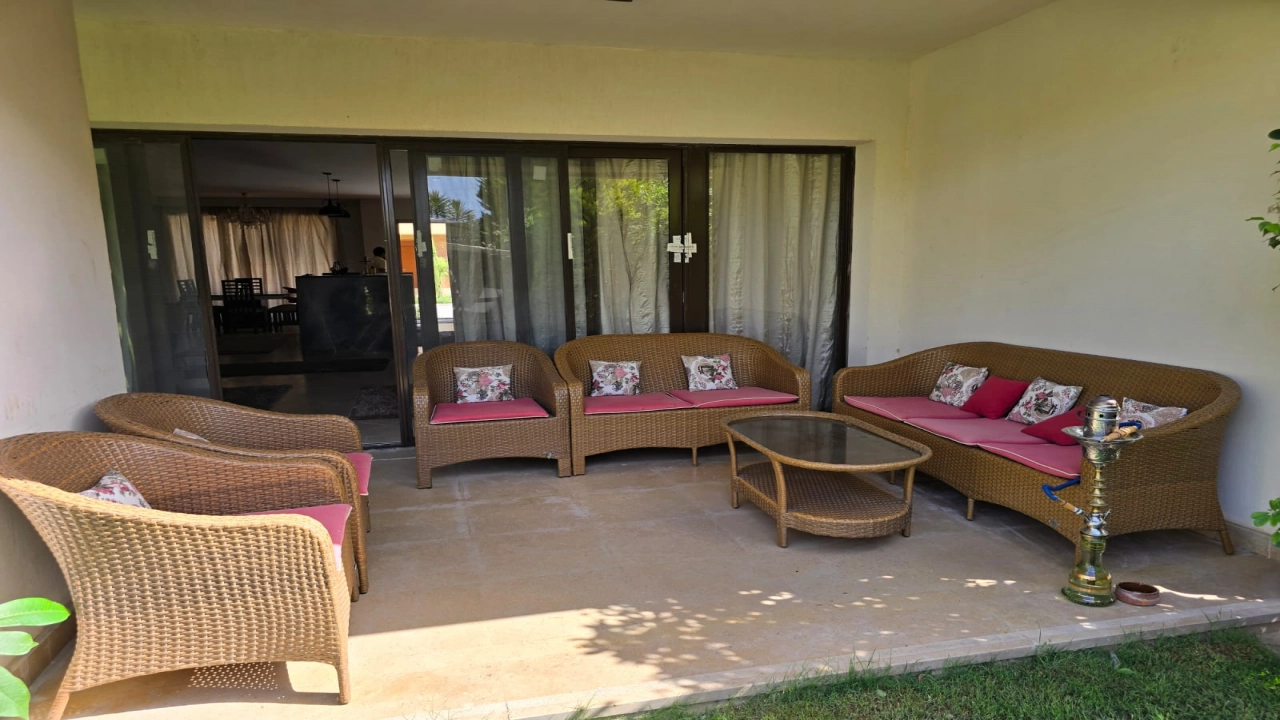 فيلا للايجار في مراسي بلانكا 4 غرف