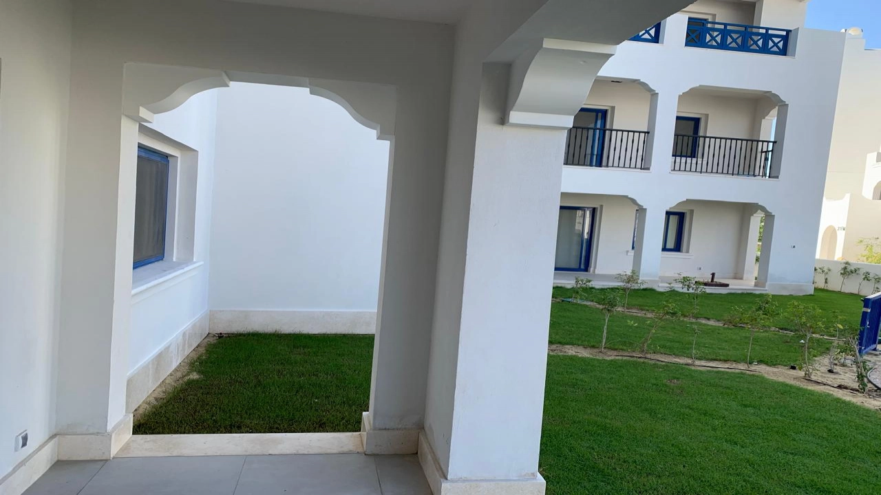 شاليه ارضي بجاردن للايجار غرفه