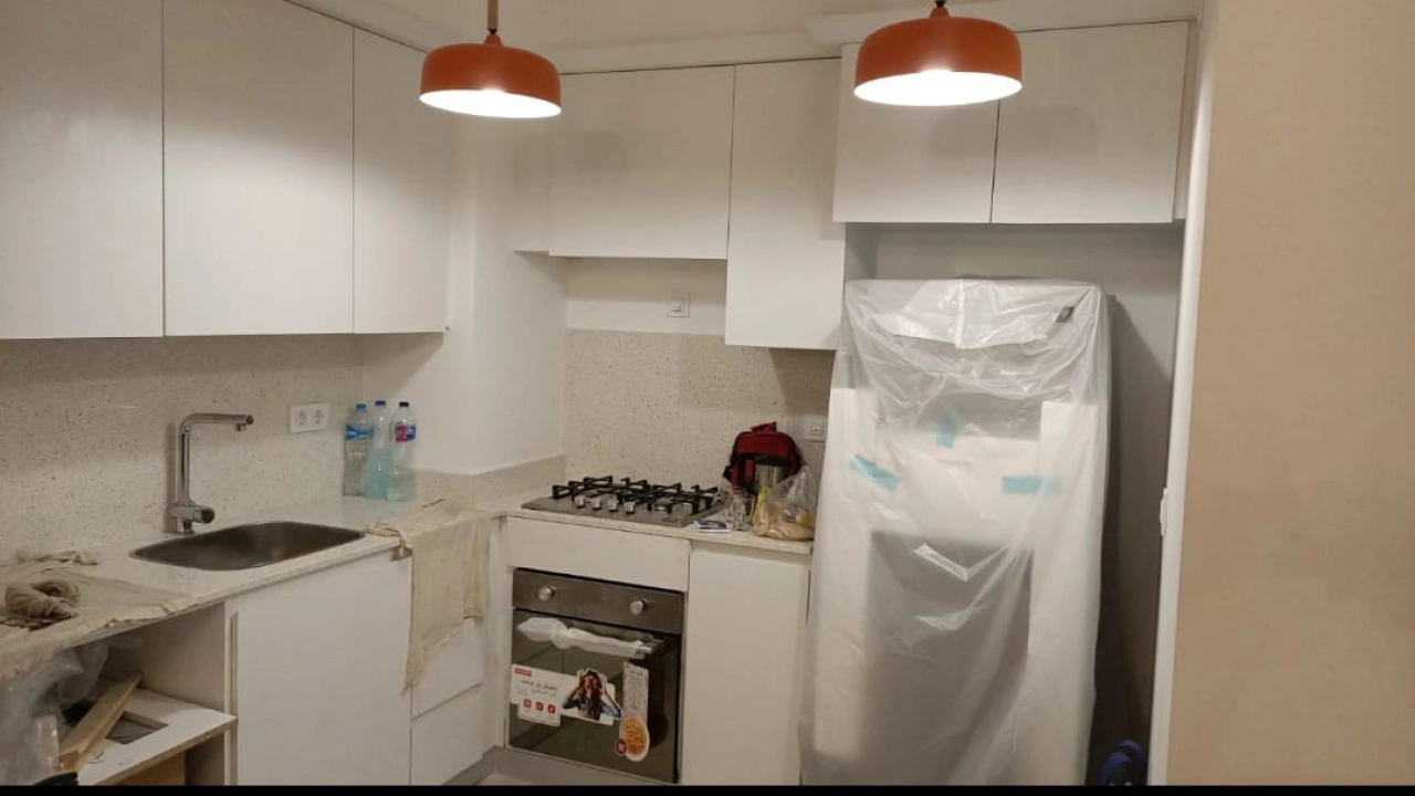 شاليه للايجار في مراسي جريك ارضي بجاردن 2 غرفه