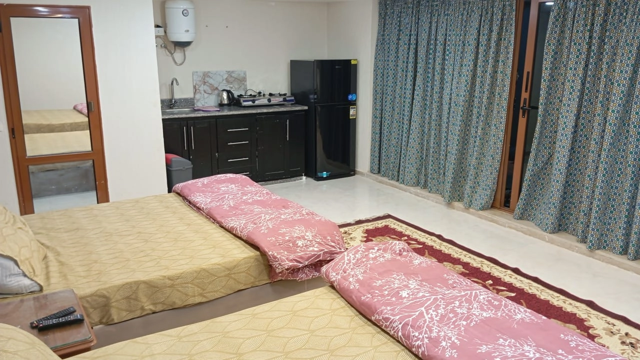 استديو للايجار فى قرية  لاسرينا بالعين السخنة