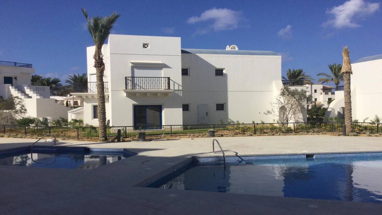 شاليه للبيع في مراسي جريك 3غرف