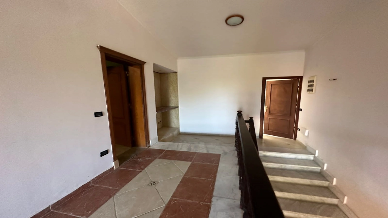 فيلا للايجار او للبيع بمارينا 6 غرف نوم + غرفة مربية - 5 حمام