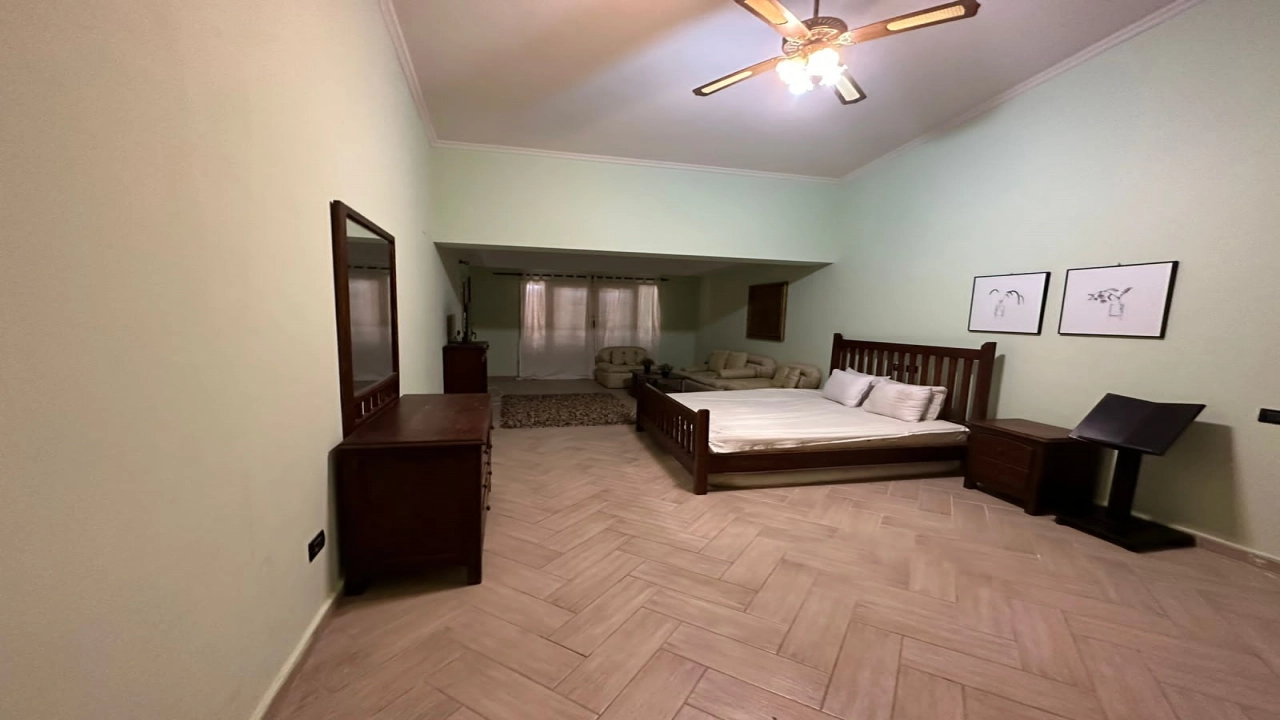 فيلا للايجار او للبيع بمارينا 6 غرف نوم + غرفة مربية - 5 حمام