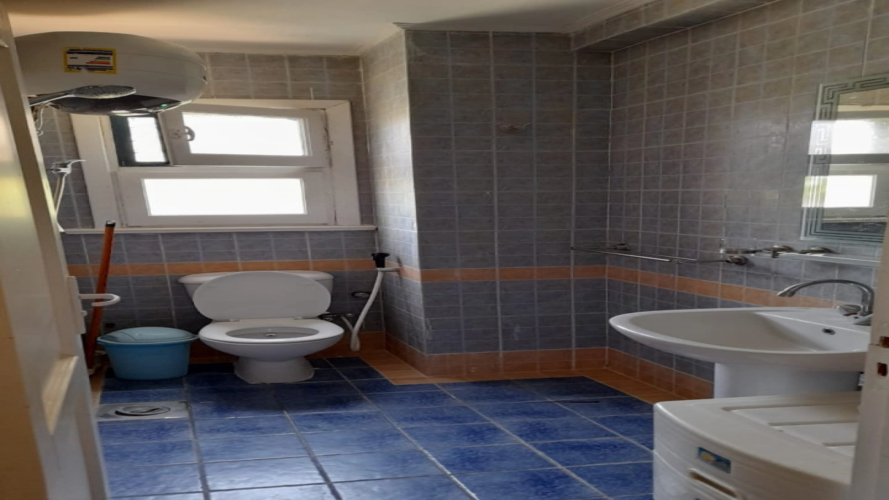 شاليه للايجار بقريه مينا غرفتين