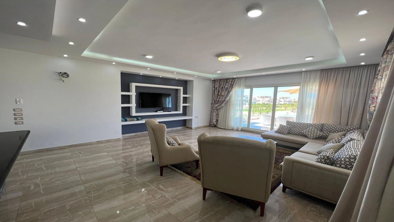 شاليه للإيجار في قرية هاسيندا باي الساحل الشمالي 4 غرف نوم