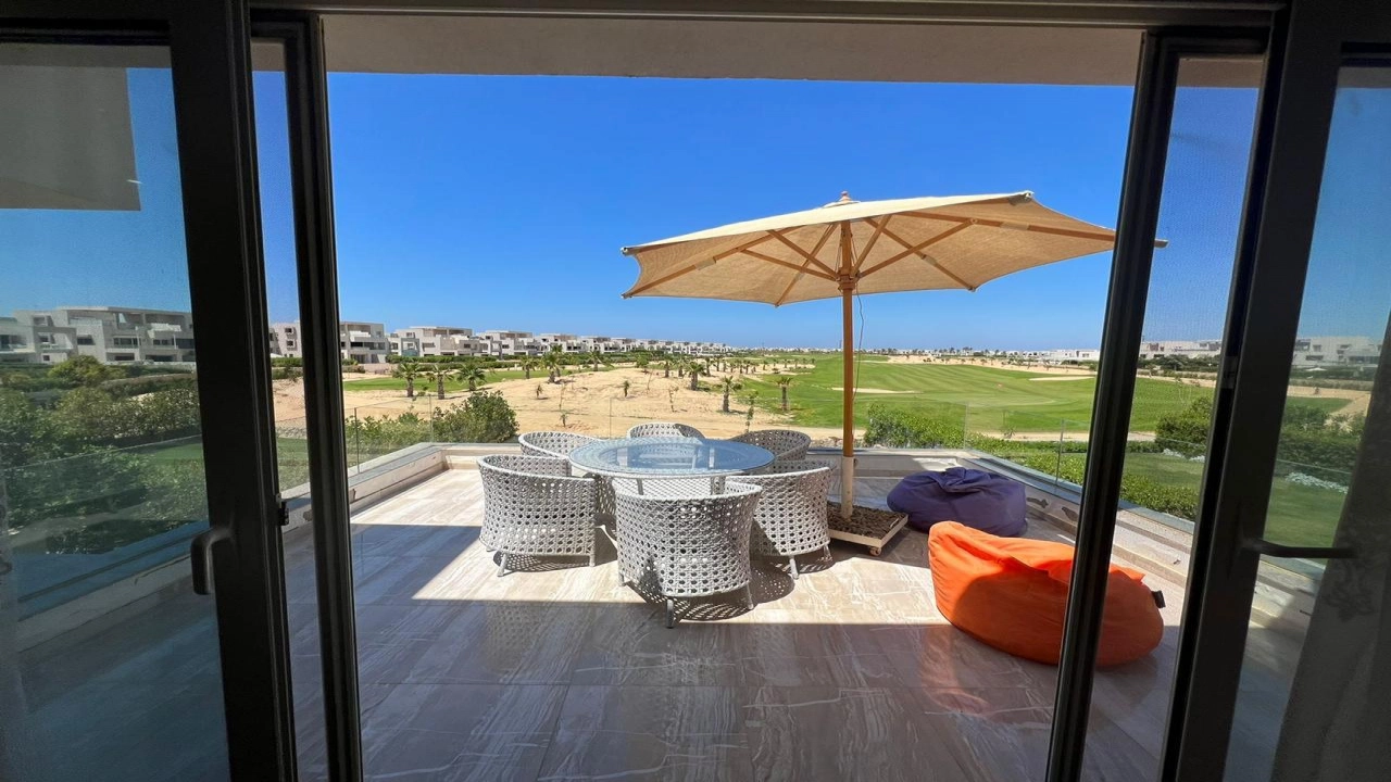 شاليه للإيجار في قرية هاسيندا باي الساحل الشمالي 4 غرف نوم