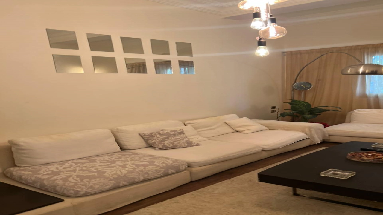 شقة إيجار مفروش بالزمالك - الناحية القبلية (بالقرب من نادي الجزيرة)