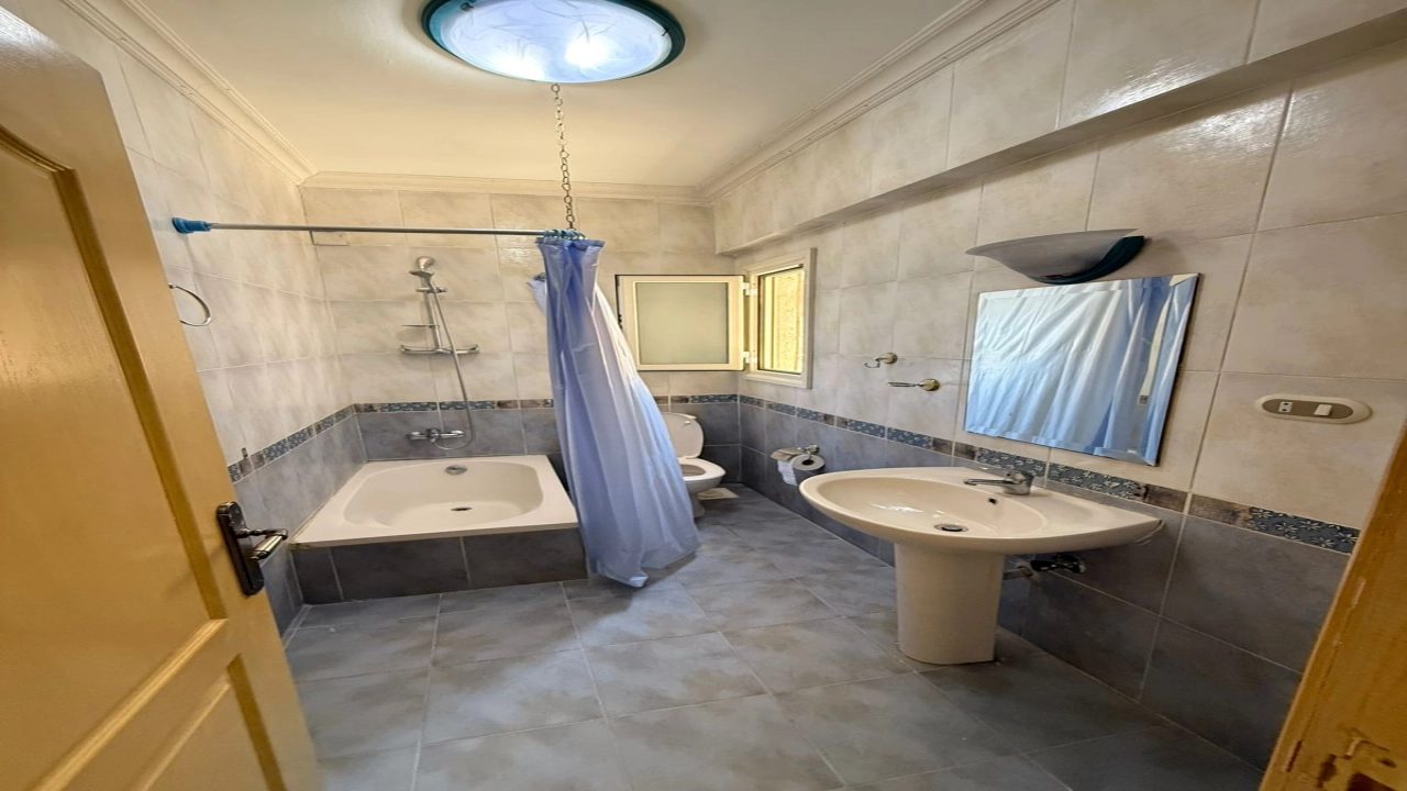 شاليه للايجار بمارينا الساحل الشمالي