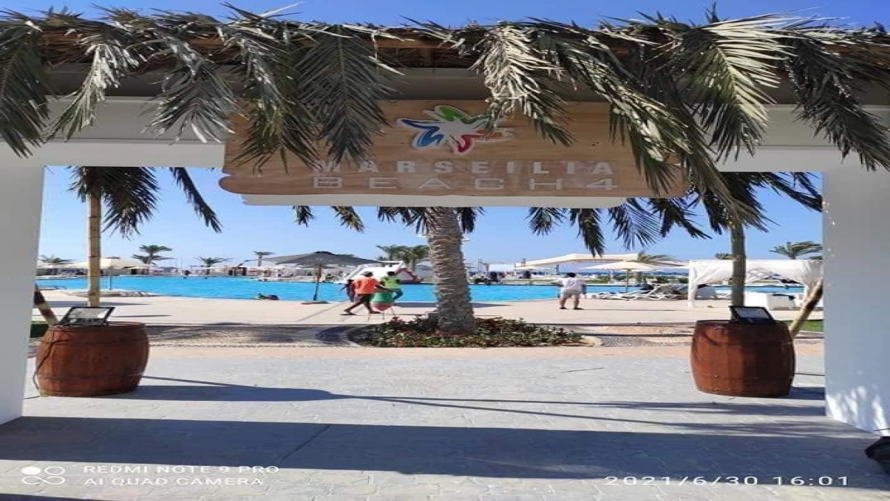 فيلا للإيجار في قرية مارسيليا بيتش 4