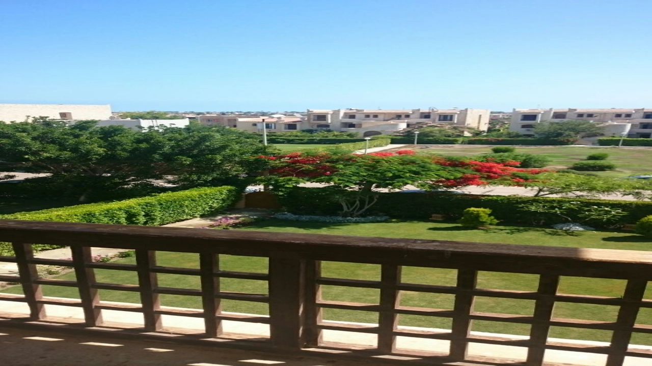 شاليه للايجار في مارينا 6 مكون من 3 غرف