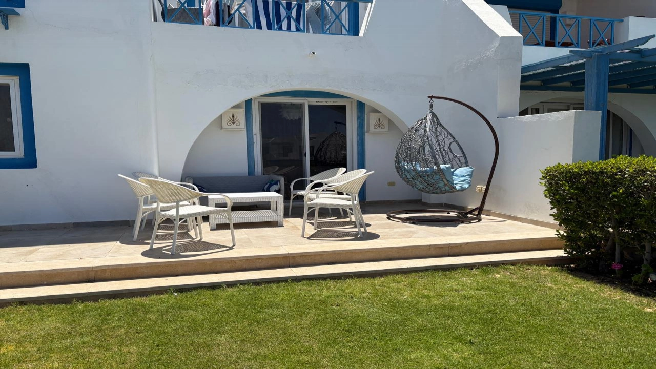 شاليه للايجار ارضي بجاردن 3 غرف بماونتن فيو الساحل الشمالي