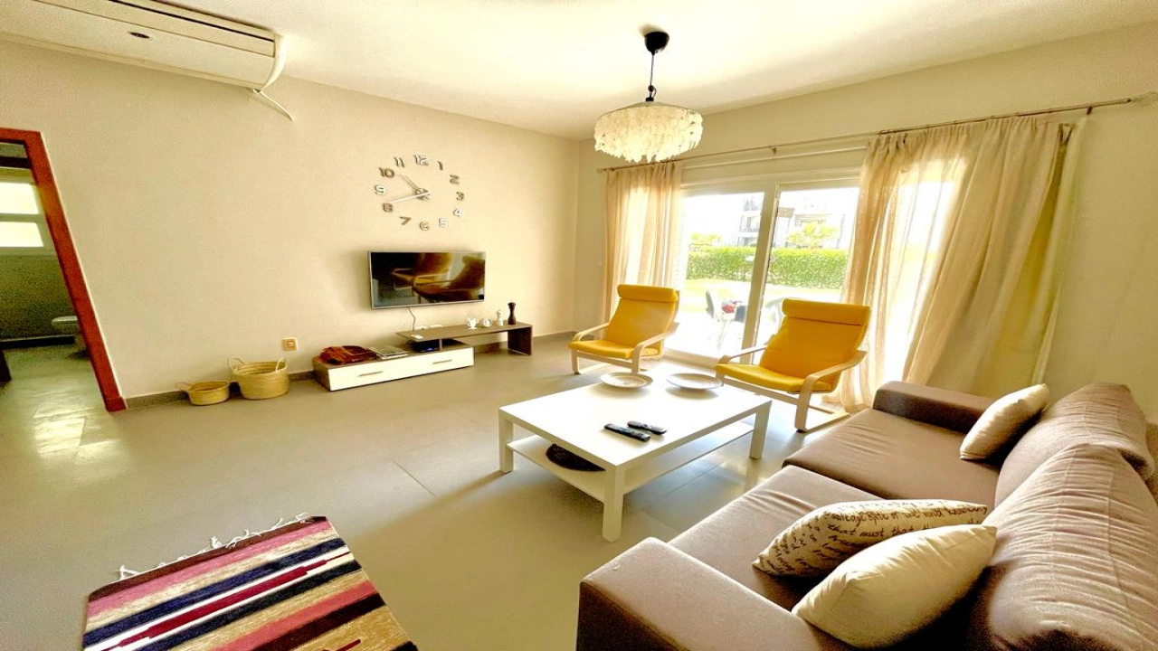 شاليه مميز للبيع في امواج الساحل الشمالي 3 غرف