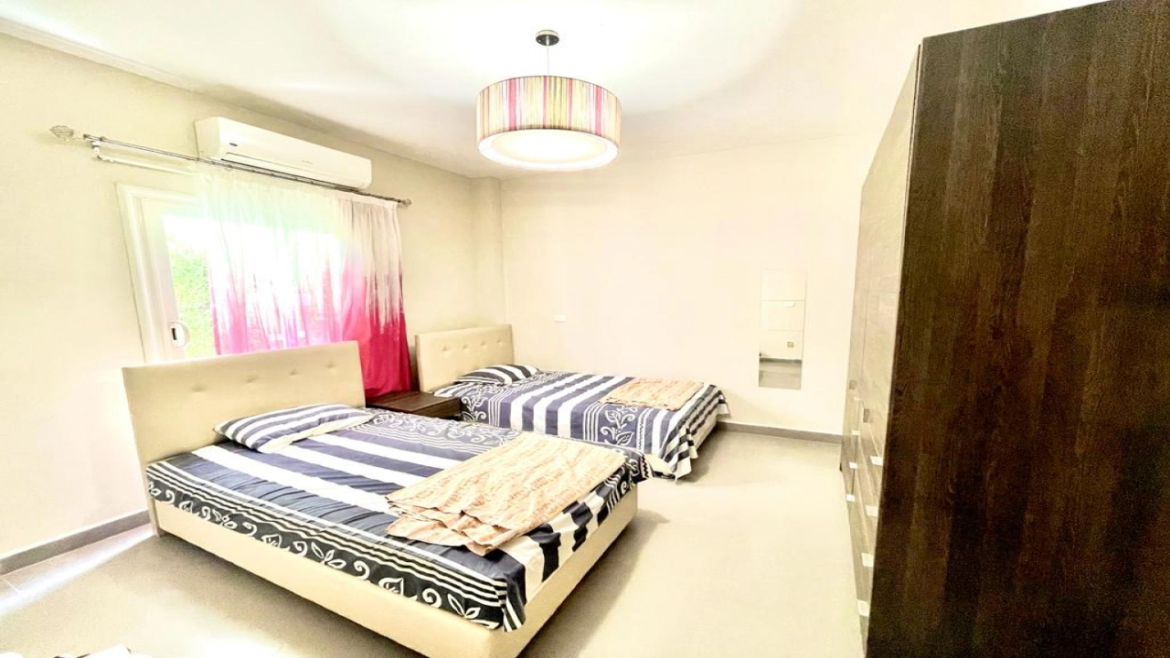 شاليه مميز للبيع في امواج الساحل الشمالي 3 غرف