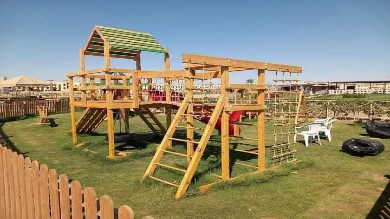 شاليه للايجار ارضي بجنينه في قرية بلومار السخنه