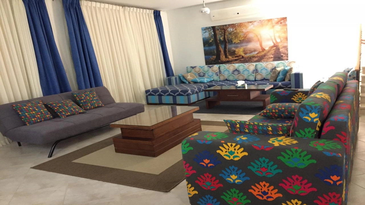 فيلا للايجار في مراسي فيرونا 3 غرف