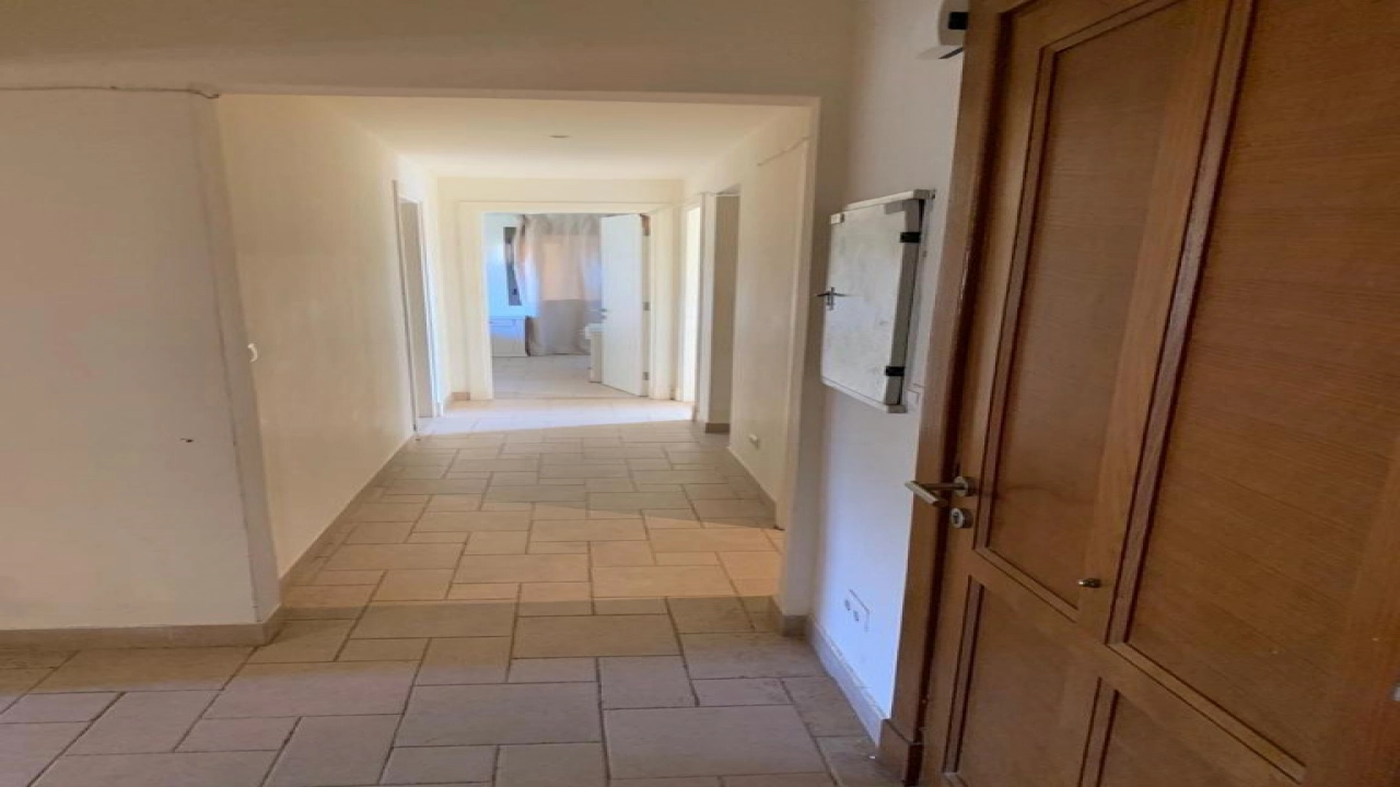 فيلا للايجار في مراسي فيرونا 3 غرف