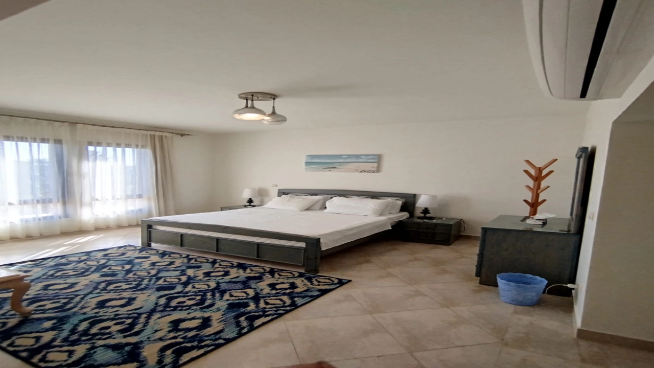 فيلا للايجار في مراسي فيرونا 3 غرف