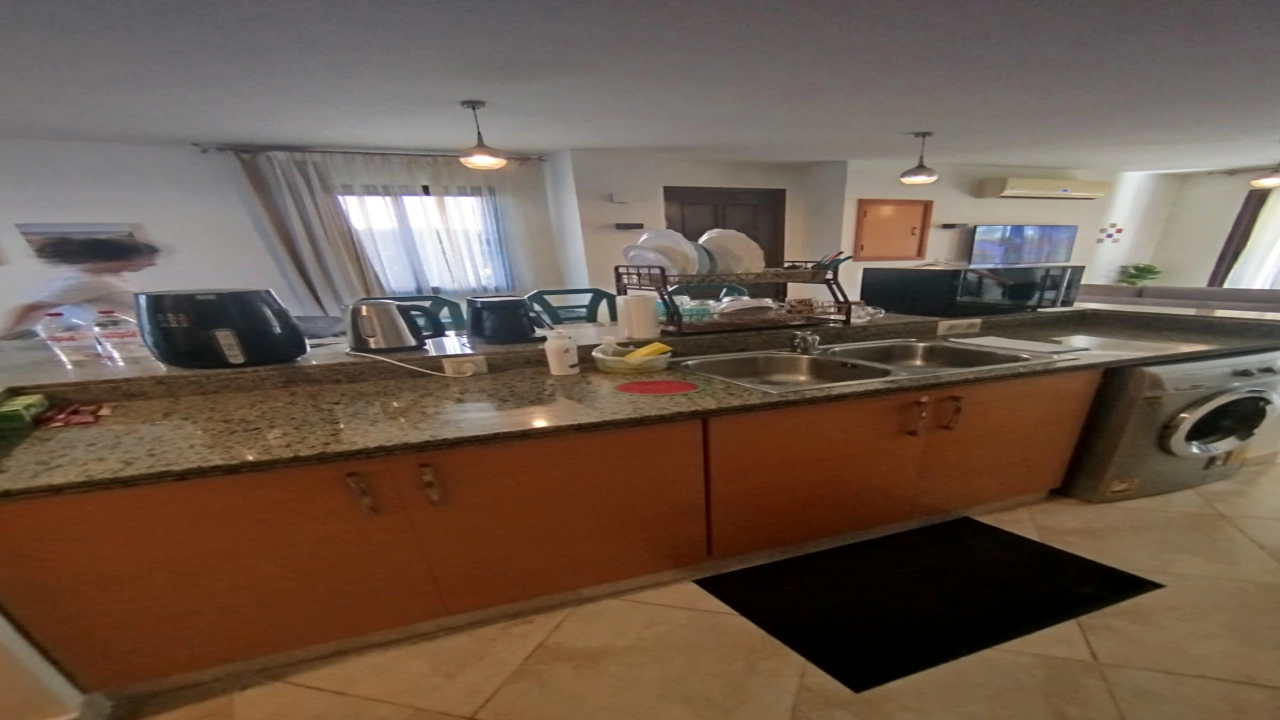 فيلا للايجار في مراسي فيرونا 3 غرف