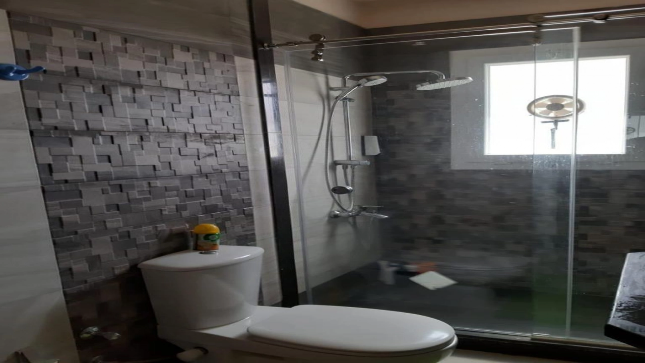 شايه للايجار في ماونتن فيو دور ارضي 3غرف