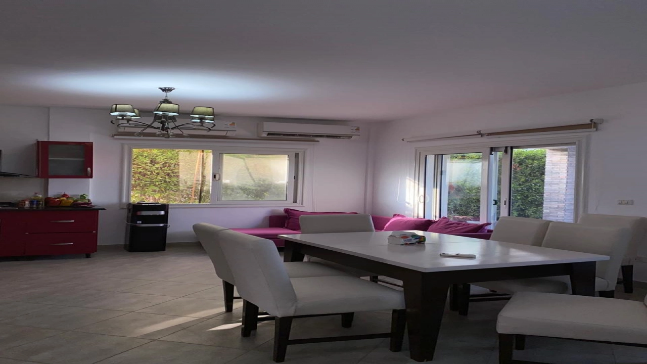 توين هاوس للايجار في امواج 5غرف