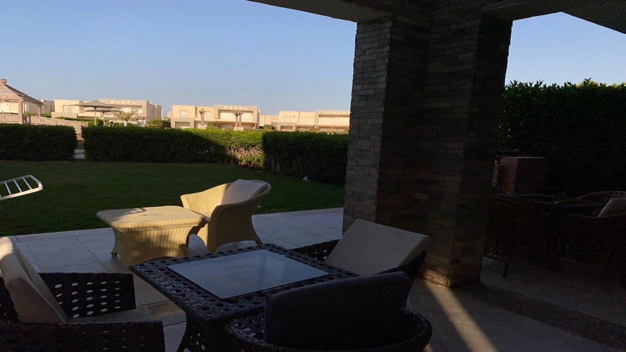 توين هاوس للايجار في امواج 5غرف