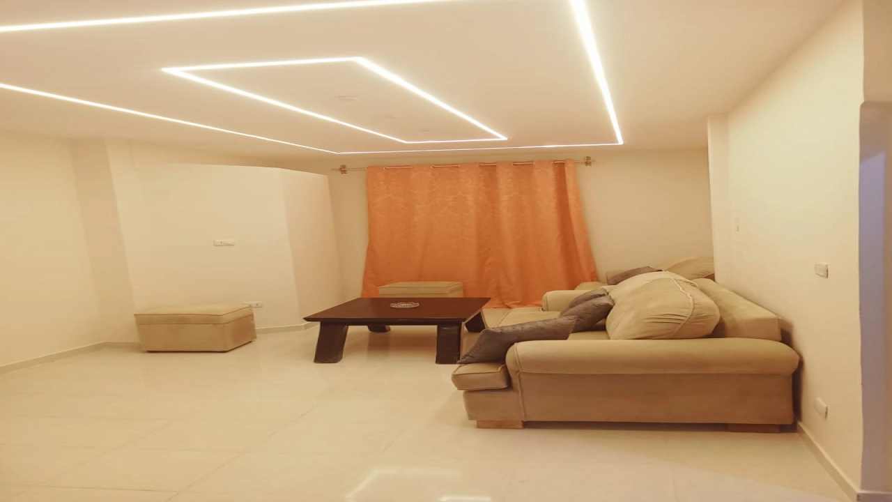 فيلا للايجار في مارينا 4 غرف