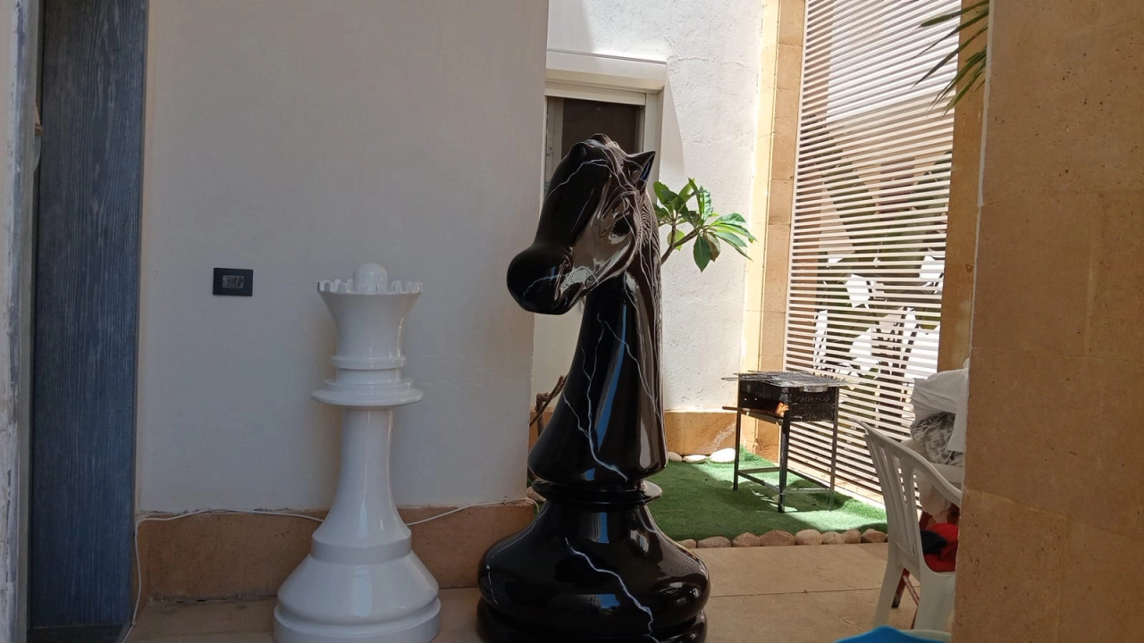 شاليه للايجار بالدور الارضي في سيشيل 4غرف