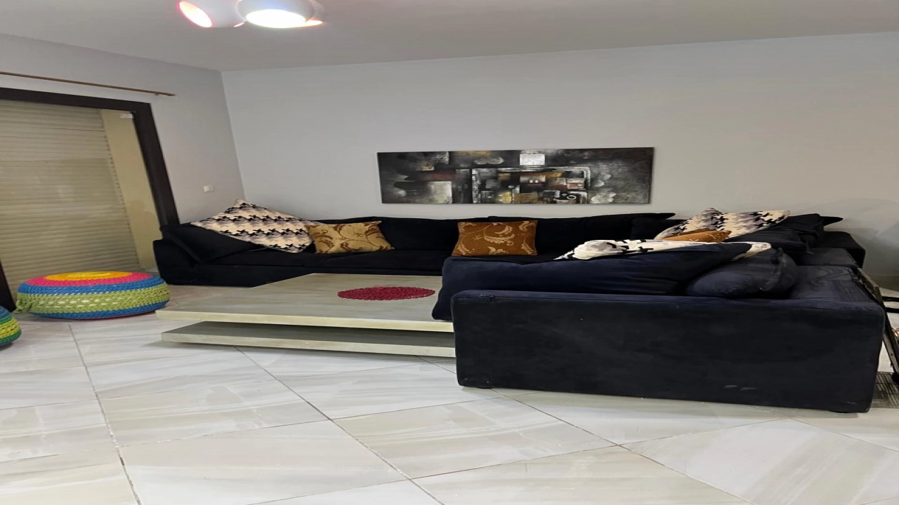 شاليه للايجار في مراسي بلانكا 2 غرفه