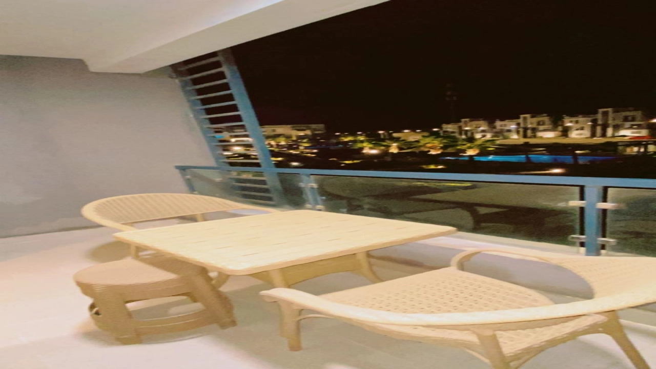 شاليه للايجار في جايا سيدي عبد الرحمن (الساحل الشمالي )