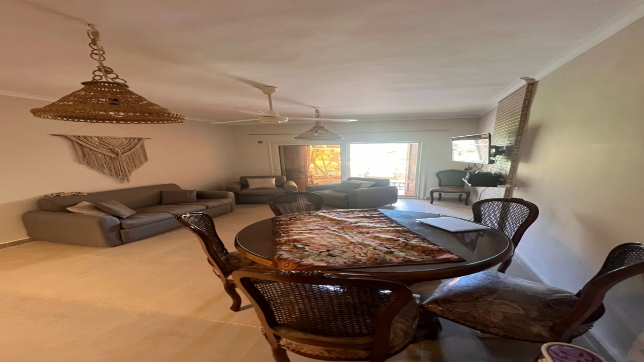 استوديو ارضي بجاردن في قرية الشروق