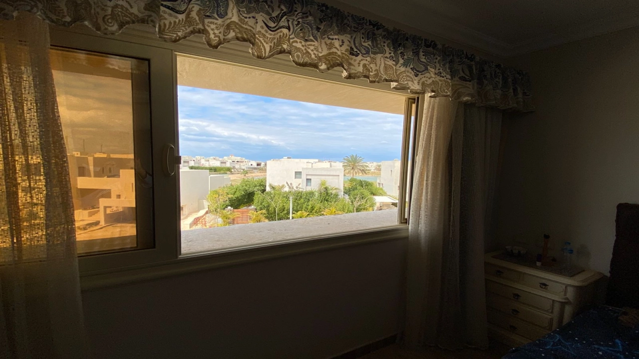 سنيور شاليه للايجار في هاسيندا باي 4 غرف