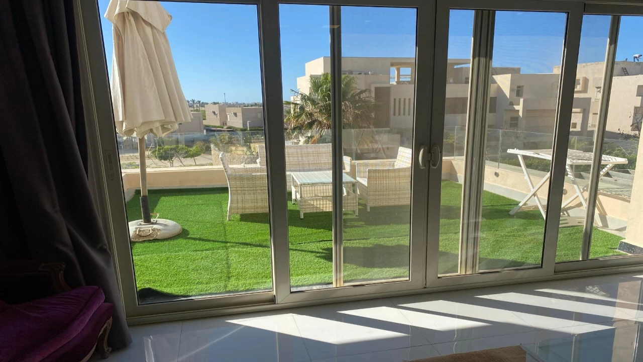 سنيور شاليه للايجار في هاسيندا باي 4غرف