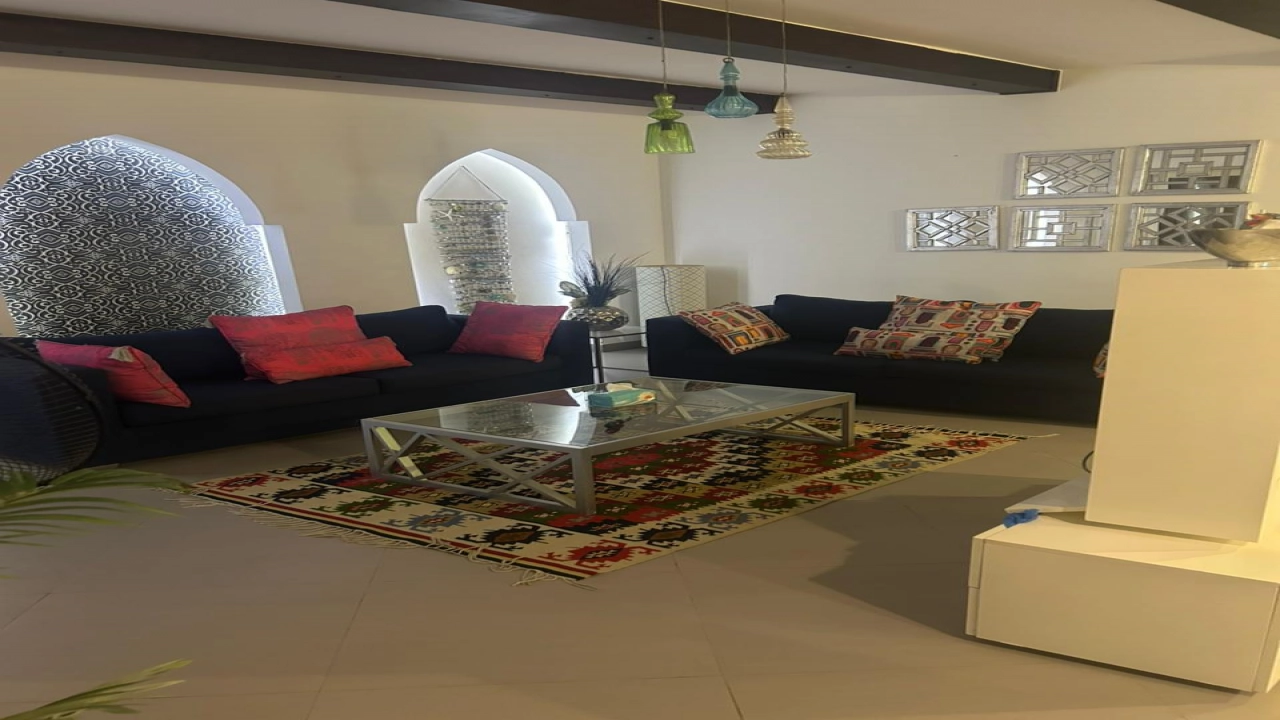 تاون هاوس ارضي للايجار في هاسيندا باي 5 غرف