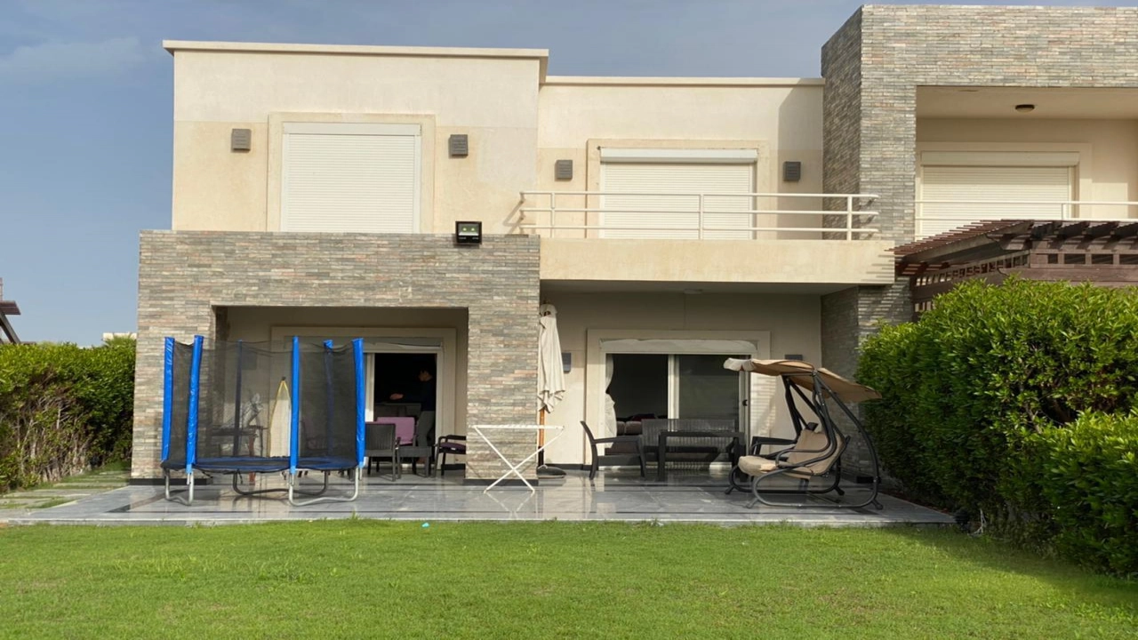 توين هاوس للايجار في امواج 5غرف