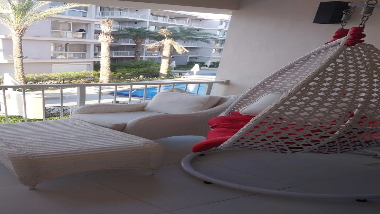 شاليه للايجار في مارينا مراسي ويست غرفه