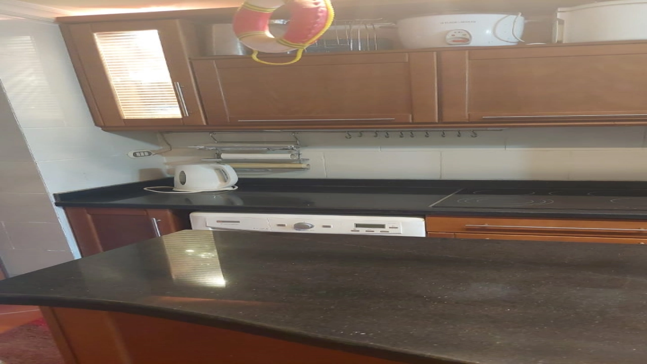 شاليه للإيجار في قرية بورتو جولف مارينا الساحل الشمالي