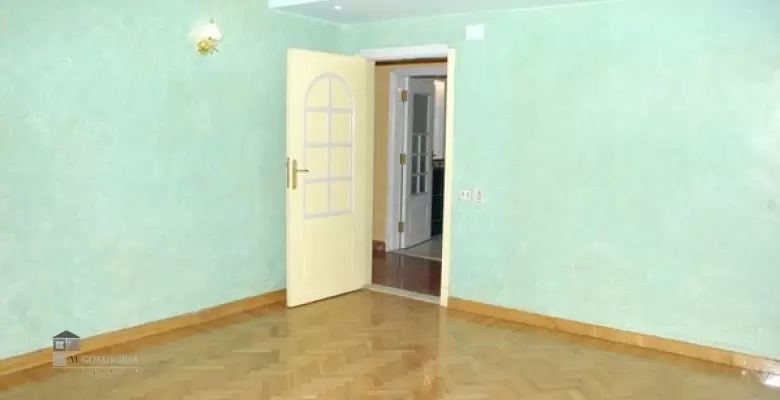 Unfurnished Apartment for rent 320.00 M2 in Cairo, Maadi