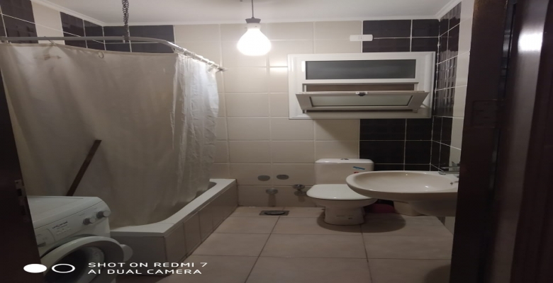 قرصة رائعة استديو للبيع بالفرش 46م بال b11