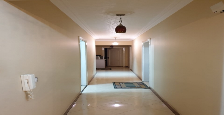 شقة للبيع بجوار النادي الاهلي بمدينة نصر