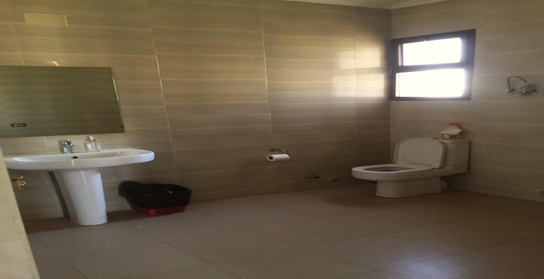 شقة اداراية للايجار-الزمالك