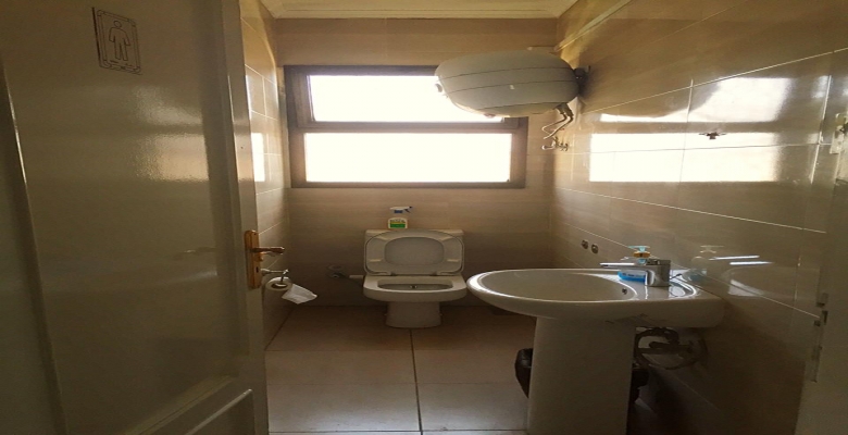 شقة اداراية للايجار-الزمالك