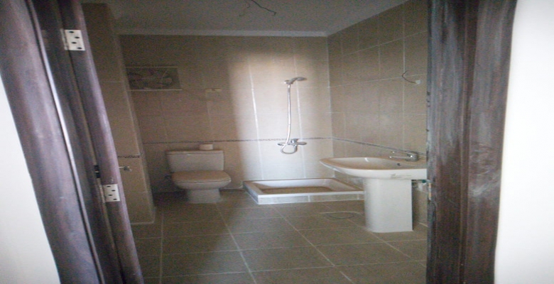 شاليه للبيع العين السخنة - قرية امباير ريزورت